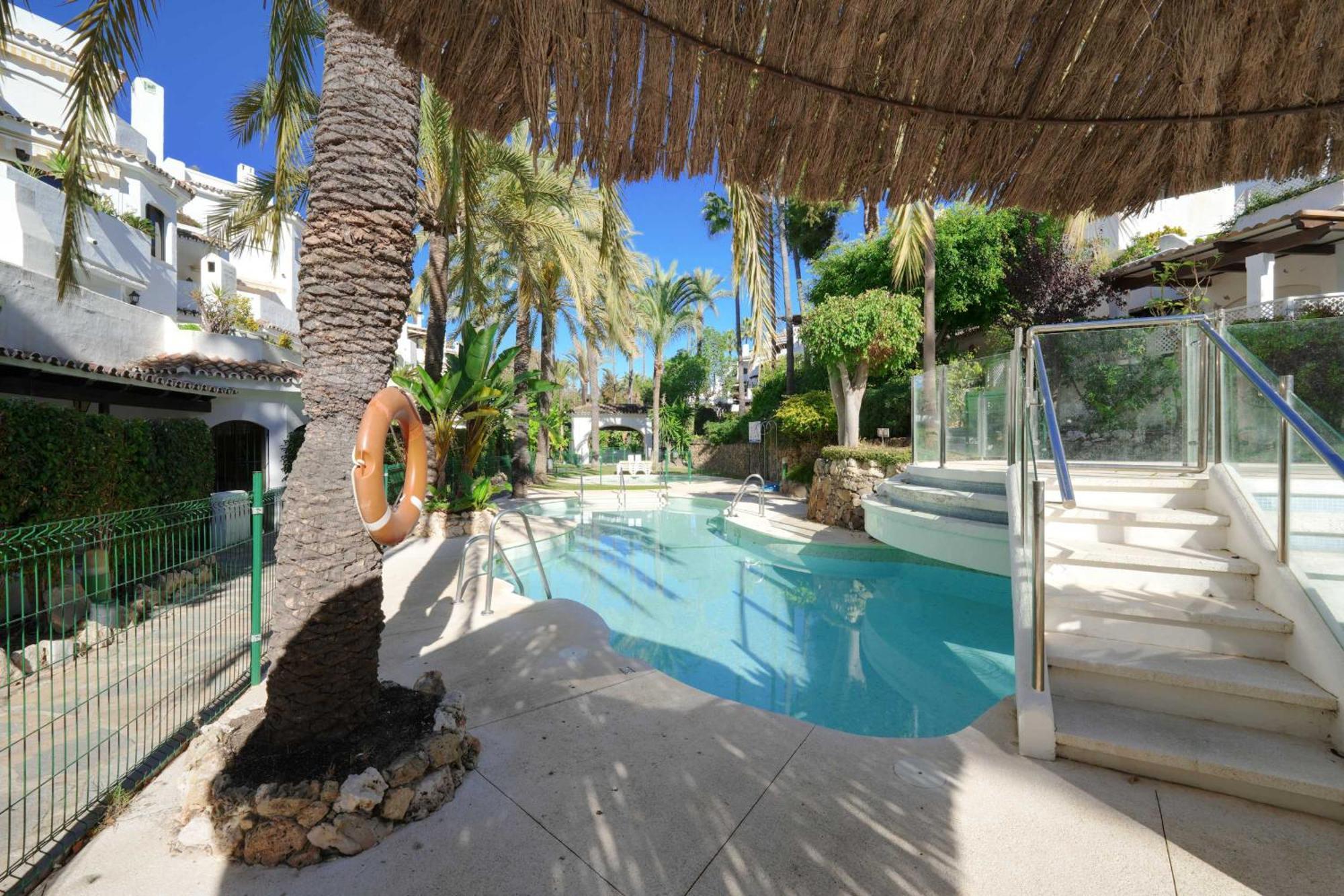1104 First Line Beach Apartment Golden Beach Pool Marbella Ngoại thất bức ảnh
