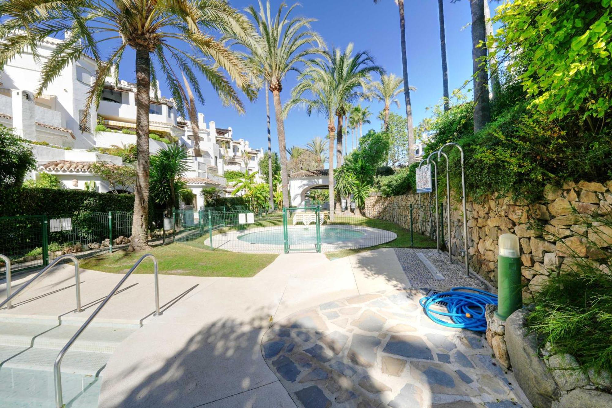 1104 First Line Beach Apartment Golden Beach Pool Marbella Ngoại thất bức ảnh